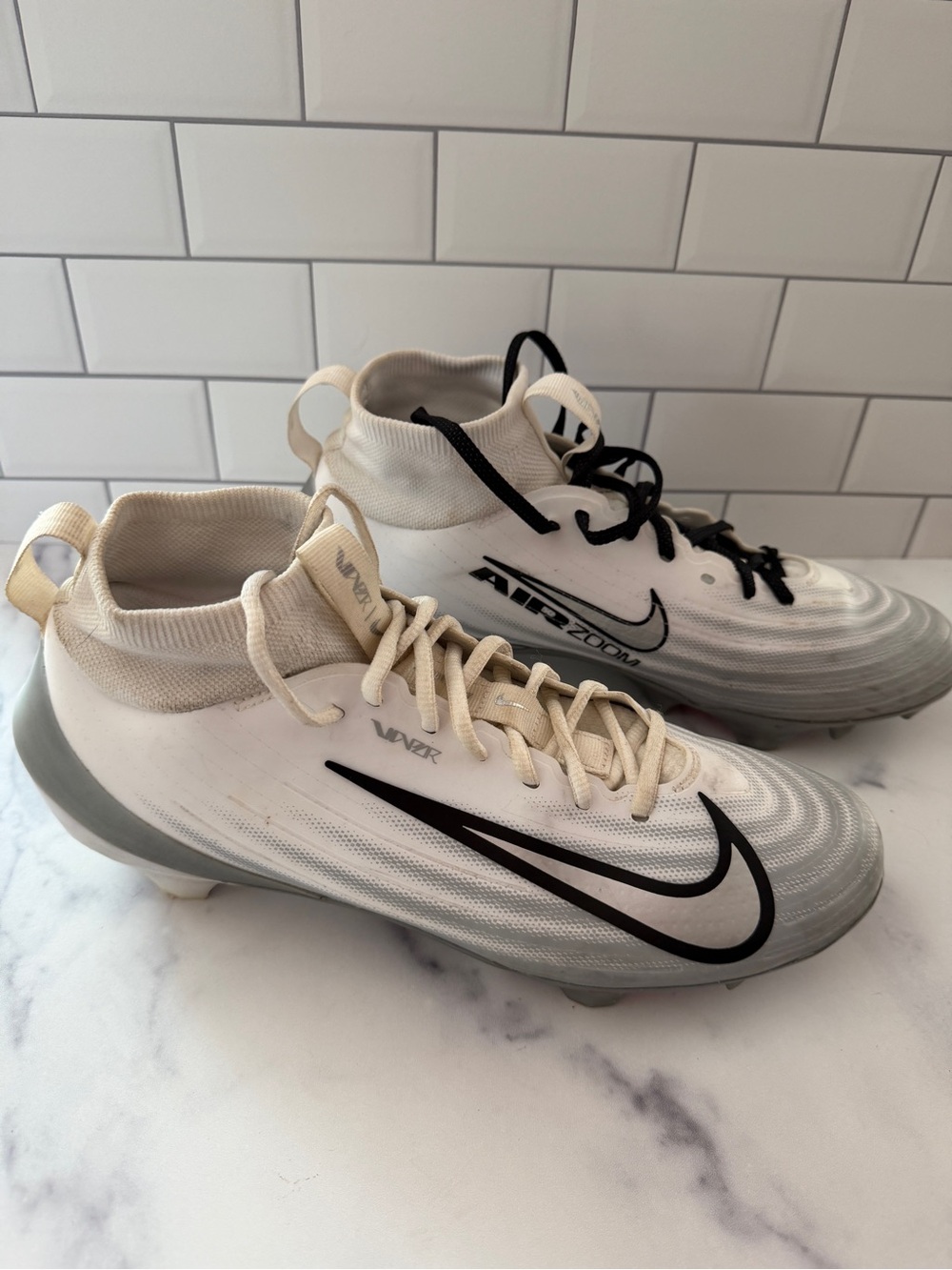 Nike Vapor Elite 1 Air Zoom Football Cleats White Silver FB3288-100